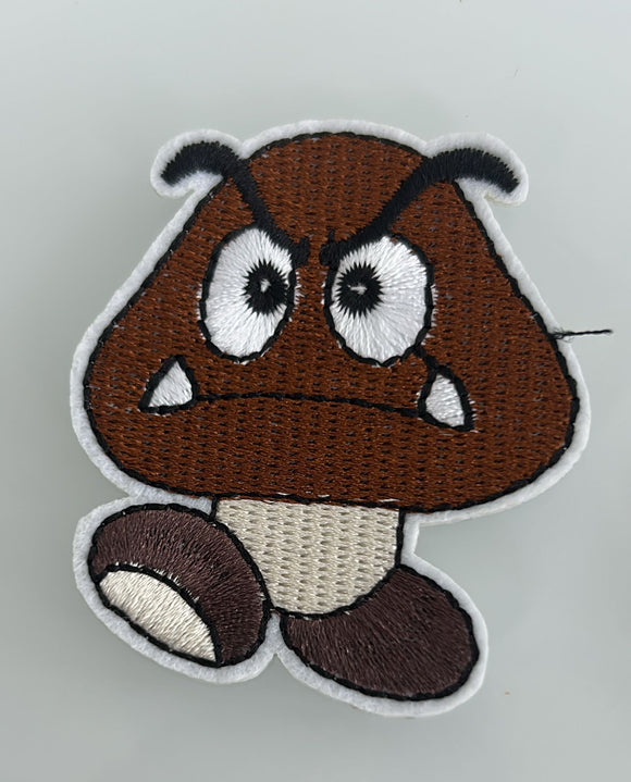 PARCHOS BORDADOS PEQUEÑOS